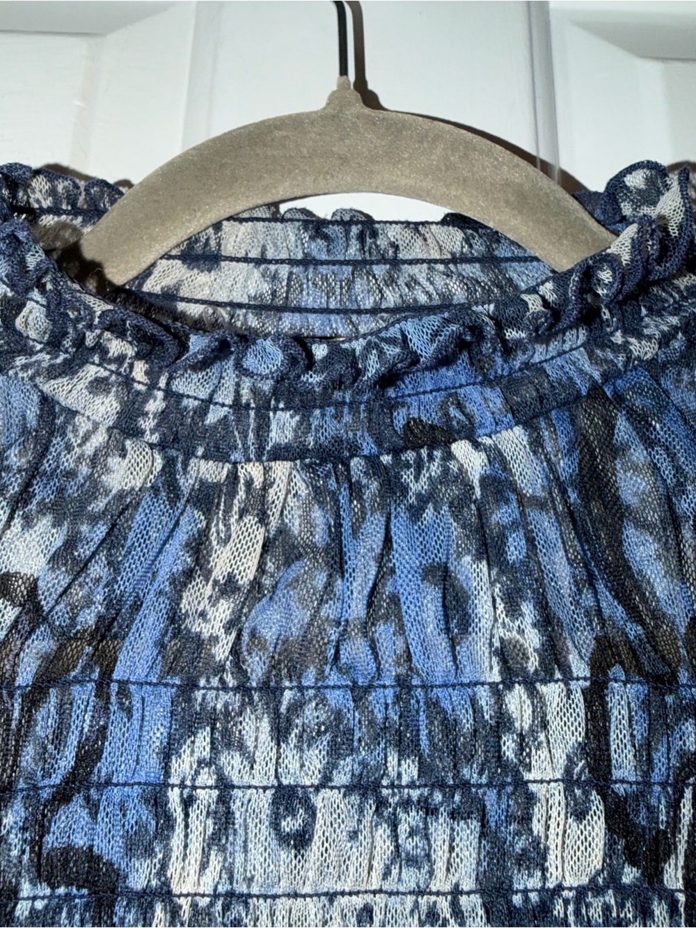 Free People Hello There Top Blouse Smocked Flare Sleeve Mesh Floral Blue M - Picture 7 of 16